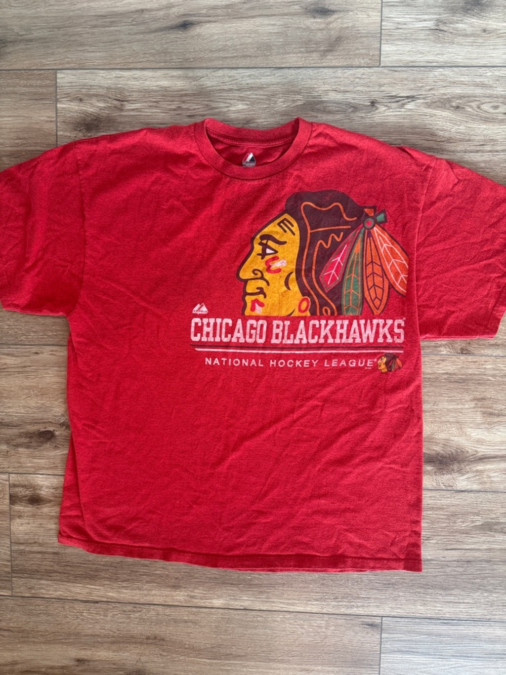 Chicago Blackhawks Vintage Red Graphic Majestic T-shirt